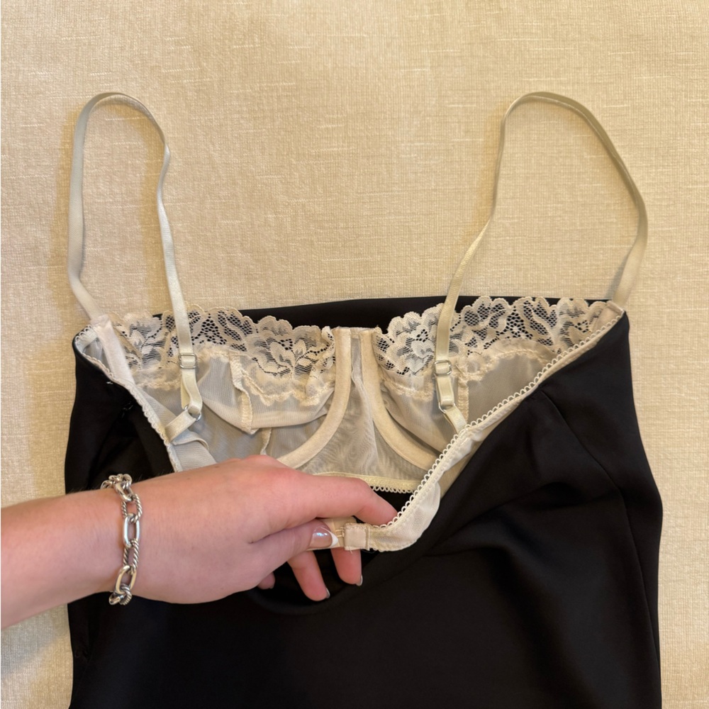 House of CB Eli Lace Tank Top - Picture 6 of 6